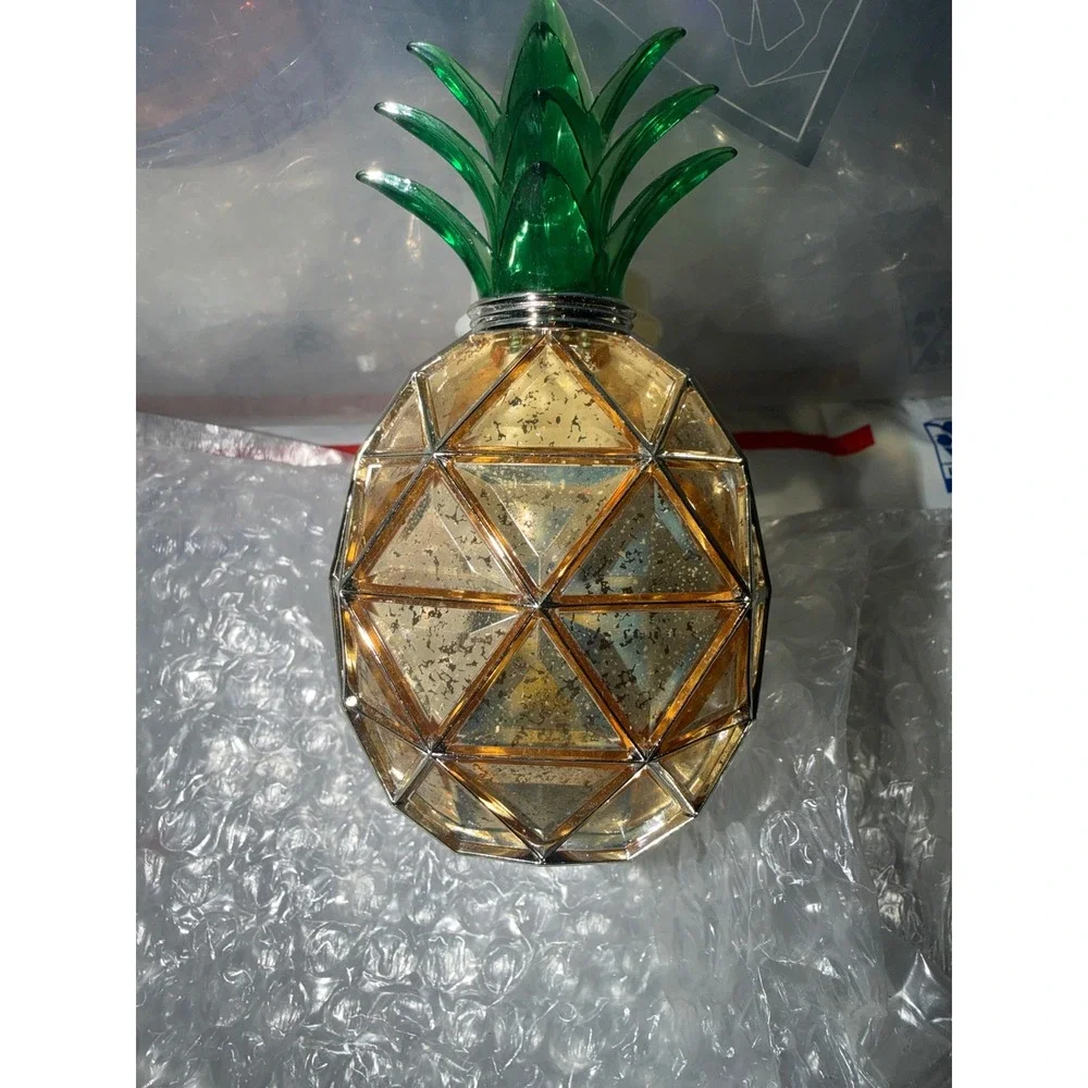 Bath and Body Works Wallflowers Pineapple Glass Light Up Plug In